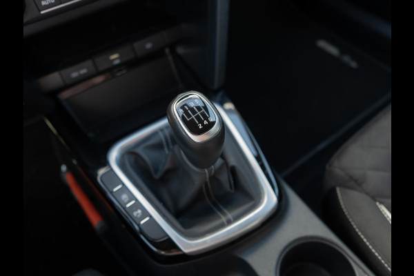 Kia Ceed Sportswagon 1.0 T-GDi GT-Line Edition | Navigatie | Carplay | Parkeersensoren + Camera | GT interieur en exterieur | LMV