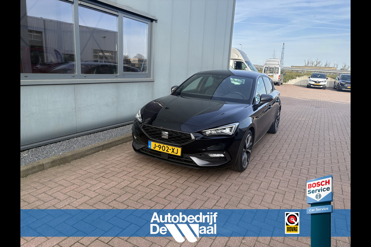 Seat Leon 1.5 TSi 150pk FR Launch Edition CAMERA/KEYLESS/CARPLAY/ADAPT/CRUISE/PDC/18INCH