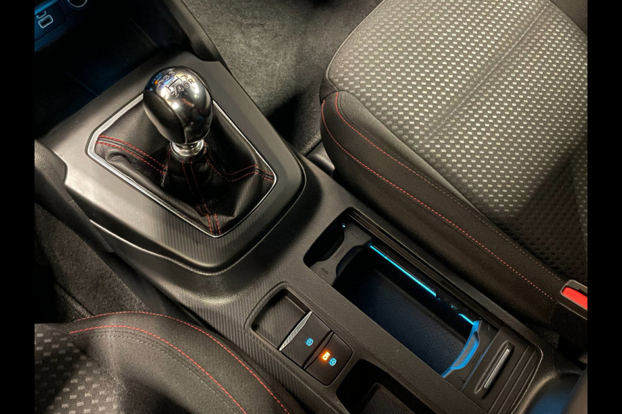Ford Focus 1.0 EcoBoost Hybrid ST Line||CARPLAY/ANDROID|STOEL+STUURVERW|CAMERA|CLIMATE+CRUISE CONTROL|NAVIGATIE|1e EIG|NL-AUTO|NAP