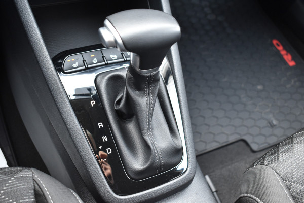Kia Rio 1.0 T-GDi MHEV ComfortLine Automaat Stoel/stuur verwarming Carplay Navigatie prijs incl. Btw
