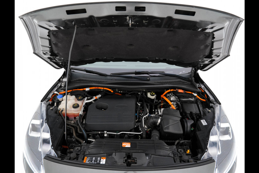 Ford Kuga 2.5 PHEV Vignale (Plug-In) (INCL-BTW) Aut. *HEAD-UP | LEATHER | DIGI-COCKPIT | FULL-LED | KEYLESS | DAB | CARPLAY | NAVI-FULLMAP | MEMORY-PACK | HEATED-COMFORTSEATS | PRIVACYGLASS | TOWBAR | 18''ALU*