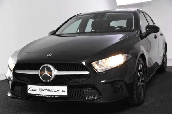 Mercedes-Benz A-Klasse 180 *1ste Eigenaar*Widescreen*Stoelverwarming*Navigatie*