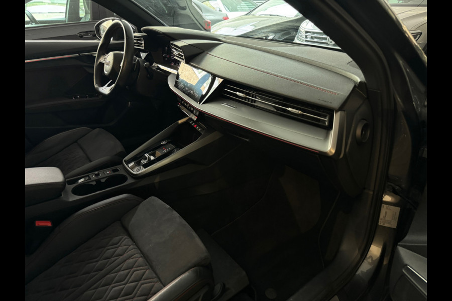 Audi A3 Sportback 35 TFSI S Line Pano|Keyles|B&O|RS Seat|ACC