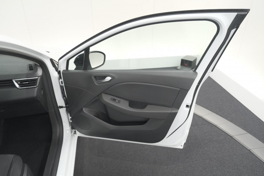 Renault Clio TCe 90 Equilibre | Parkeersensoren | Apple Carplay | Cruise Control | Airco