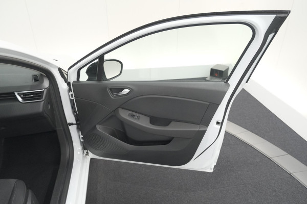 Renault Clio TCe 90 Equilibre | Parkeersensoren | Apple Carplay | Cruise Control | Airco