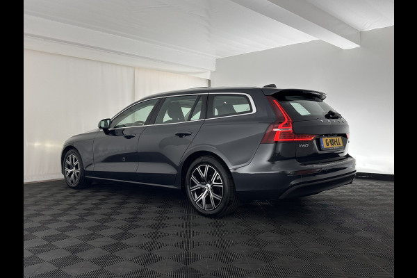 Volvo V60 2.0 D3 Momentum Aut. *PANO | LEATHER | FULL-LED | KEYLESS | BLINDSPOT | CAMERA | DAB | DIGI-COCKPIT | NAVI-FULLMAP | ECC | HEATED-SPORTSEATS | PDC | ADAPTIVE-CRUISE | LANE-ASSIST | HEAD-UP | 17"ALU*