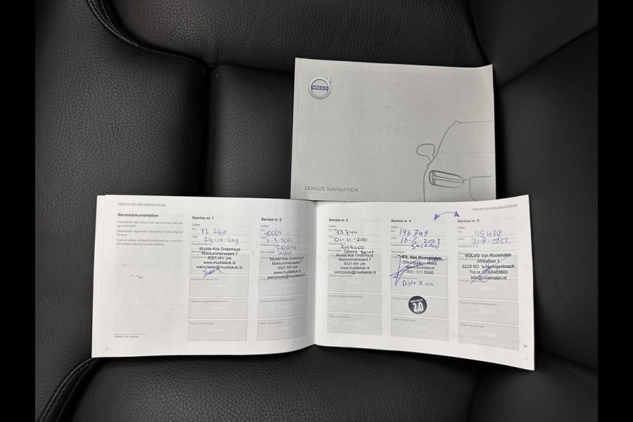 Volvo V60 2.0 D3 Momentum Aut. *PANO | LEATHER | FULL-LED | KEYLESS | BLINDSPOT | CAMERA | DAB | DIGI-COCKPIT | NAVI-FULLMAP | ECC | HEATED-SPORTSEATS | PDC | ADAPTIVE-CRUISE | LANE-ASSIST | HEAD-UP | 17"ALU*