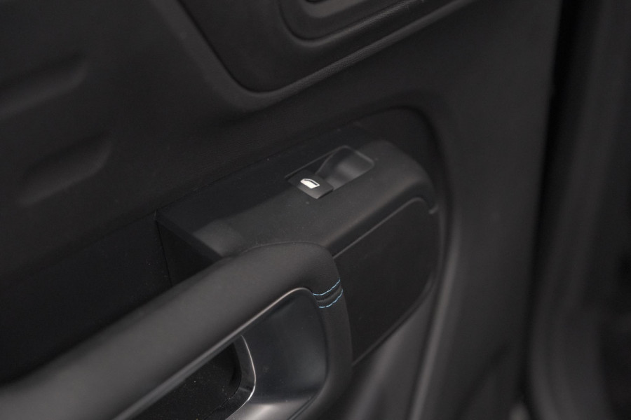 Citroën C5 Aircross 1.2 Hybrid 136 Plus | Camera | Navigatie | Parkeersensoren | Apple Carplay