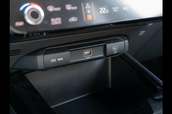 Kia Niro EV DynamicPlusLine 64.8 kWh | Stoel en stuurverwarming | Schuifkanteldak | Nederlandse dealer onderhouden auto |