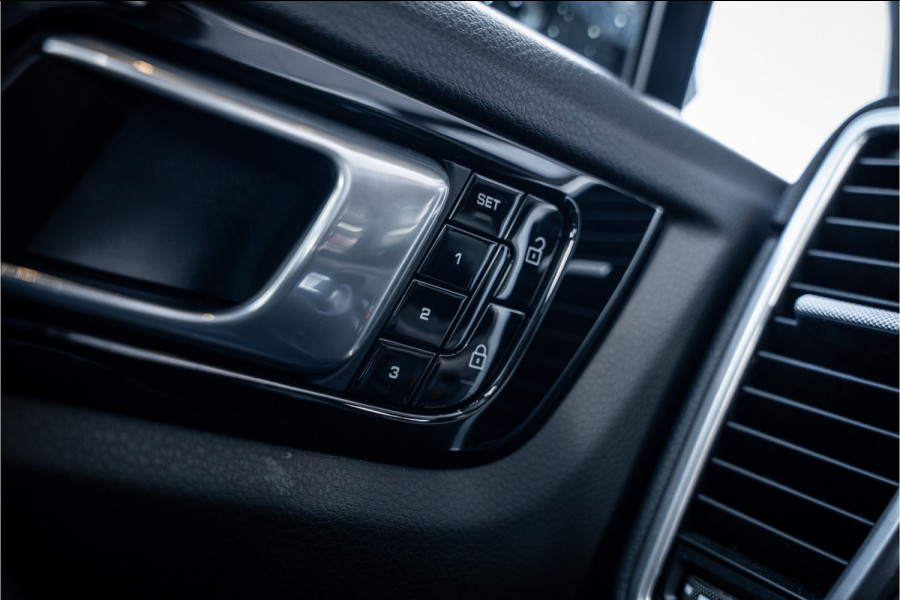 Porsche Cayenne Coupé 3.0 E-Hybrid - Sport Chrono l Panorama l 360c l Memory l Coupe