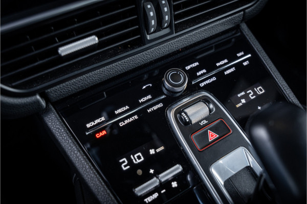 Porsche Cayenne Coupé 3.0 E-Hybrid - Sport Chrono l Panorama l 360c l Memory l Coupe