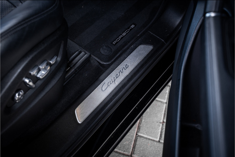 Porsche Cayenne Coupé 3.0 E-Hybrid - Sport Chrono l Panorama l 360c l Memory l Coupe