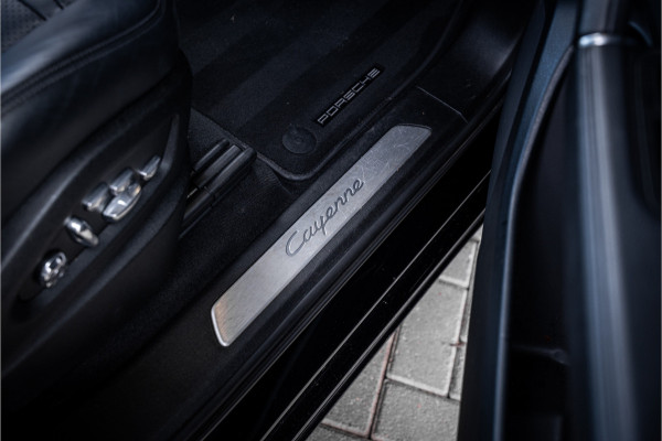 Porsche Cayenne Coupé 3.0 E-Hybrid - Sport Chrono l Panorama l 360c l Memory l Coupe