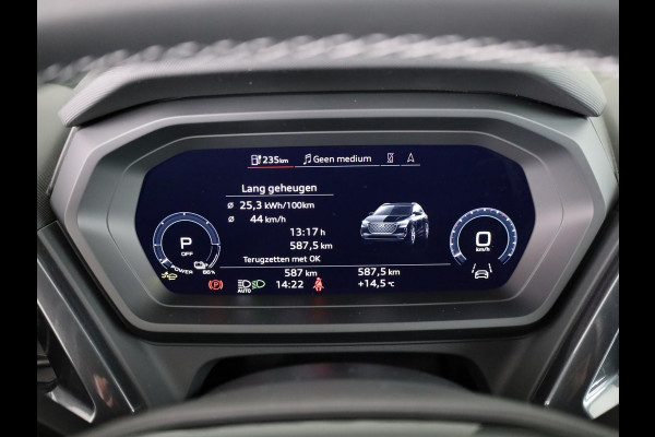 Audi Q4 e-tron 45 quattro S Edition Competition 82 kWh Ambient Light | Achteruitrijcamera | Apple Carplay | Zwart optiek pakket | Adaptive cruise control |