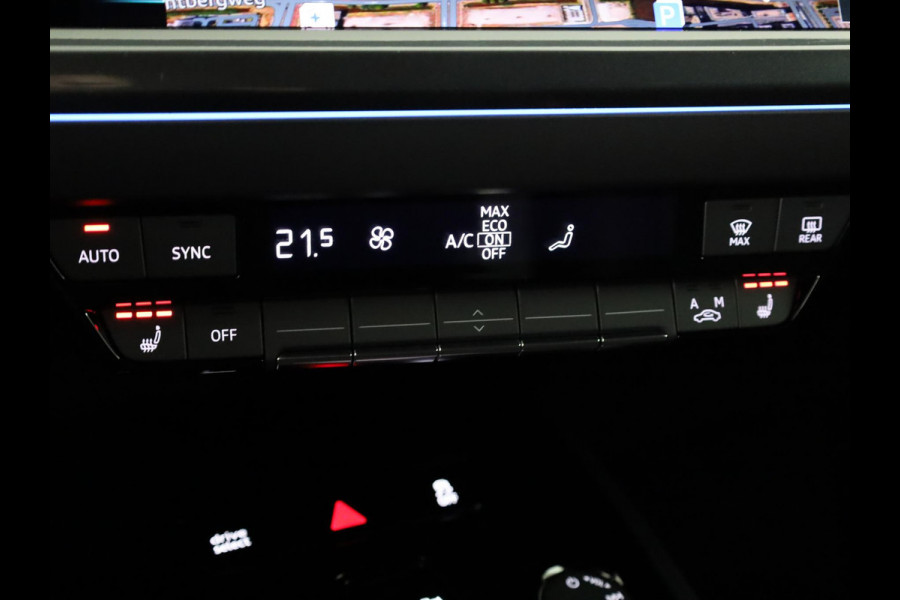 Audi Q4 e-tron 45 quattro S Edition Competition 82 kWh Ambient Light | Achteruitrijcamera | Apple Carplay | Zwart optiek pakket | Adaptive cruise control |