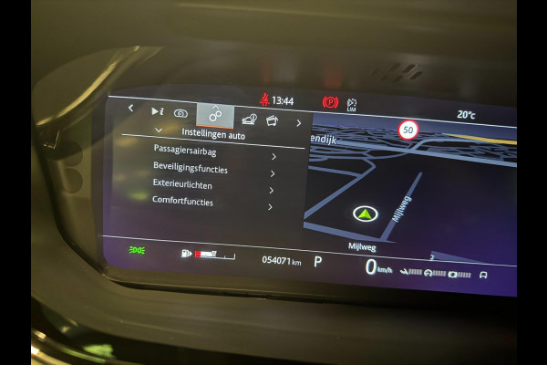 Land Rover Range Rover Evoque 2.0 P200 AWD R-Dynamic HSE PANO/LEDER/NAVI/DAB/CARPLAY/MERIDIAN-SOUND///