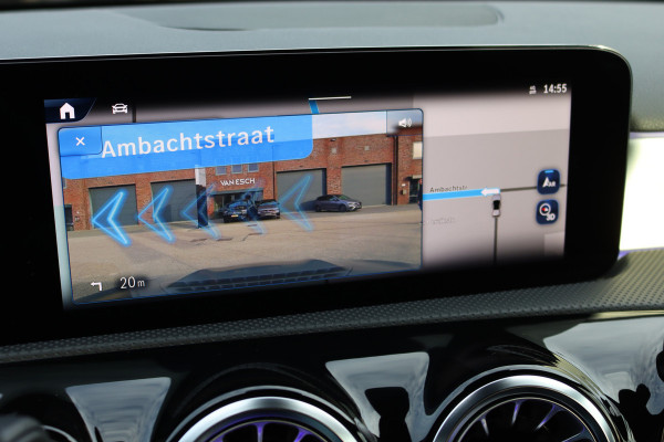 Mercedes-Benz A-Klasse 250 e AMG Line | Facelift | Panoramadak | Memory | HUD | Surround Camera | Advanced Sound System | Keyless Go | Leder | Verwarmd Stuurwiel | Nightpakket | Augemented Reality |
