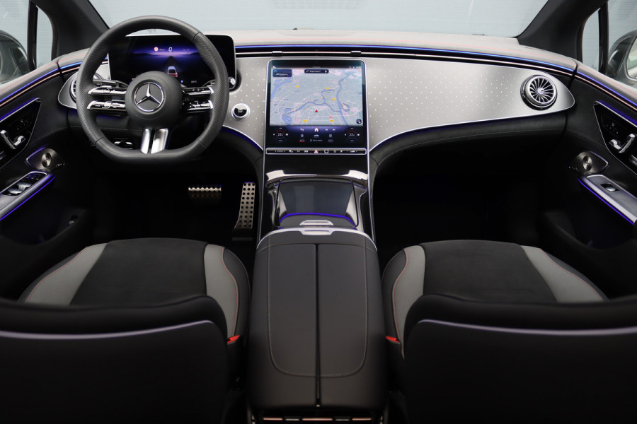 Mercedes-Benz EQE 300 Star Edition AMG 90 kWh | Luchtvering | Achterasbesturing | Distronic+ | Panoramadak | Burmester | Digital Light | Verwarmd Stuurwiel | Trekhaak | Keyless Go |