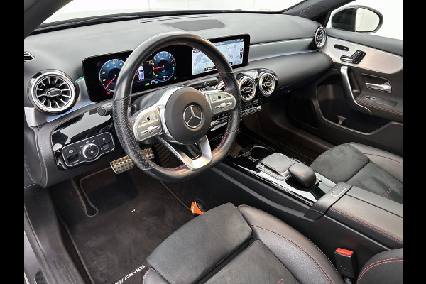 Mercedes-Benz A-Klasse 250 e Business Solution AMG Limited VOL! (NL-auto, Goed OnderH, Panorama, SfeerV, Elektrische stoelen, Etc)