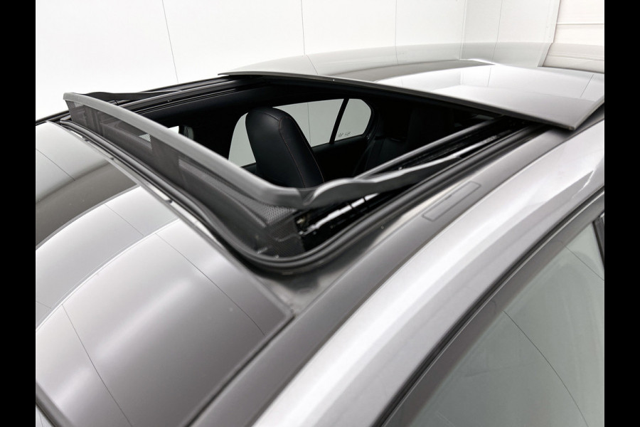 Mercedes-Benz A-Klasse 250 e Business Solution AMG Limited VOL! (NL-auto, Goed OnderH, Panorama, SfeerV, Elektrische stoelen, Etc)