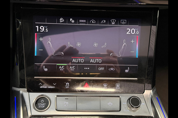 Audi e-tron Sportback 55 quattro S edition 95 kWh AUT. PANORAMADAK CAMERA VIRTUAL COCKPIT NAVI LEDER APPLE CARPLAY STOELVERWARMING