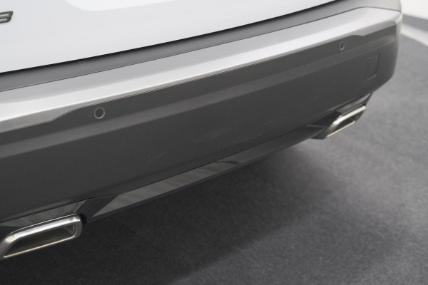 Peugeot 2008 PureTech 130 EAT8 Allure | Allseason banden | 360 Camera | Dodehoekdetectie | Apple Carplay | Stoelverwarming