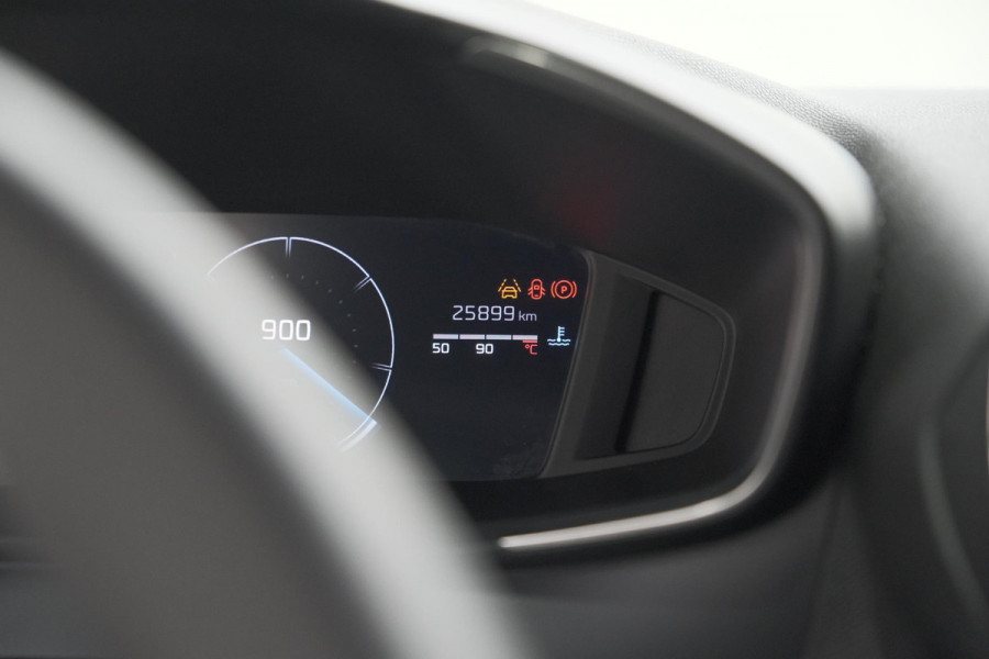 Peugeot 2008 PureTech 130 EAT8 Allure | Allseason banden | 360 Camera | Dodehoekdetectie | Apple Carplay | Stoelverwarming