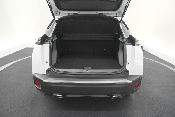Peugeot 2008 PureTech 130 EAT8 Allure | Allseason banden | 360 Camera | Dodehoekdetectie | Apple Carplay | Stoelverwarming