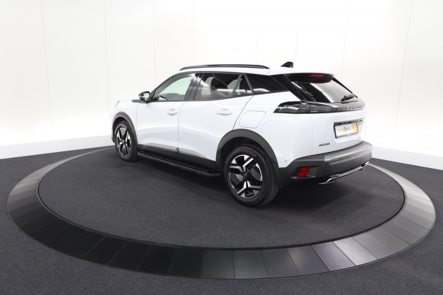 Peugeot 2008 PureTech 130 EAT8 Allure | Allseason banden | 360 Camera | Dodehoekdetectie | Apple Carplay | Stoelverwarming