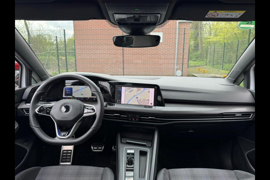 Volkswagen Golf GTE 245PK HYBRID SPORT TREKHAAK/CAMERA/IQ-LIGHT/PANORAMADAK