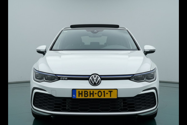 Volkswagen Golf GTE 245PK HYBRID SPORT TREKHAAK/CAMERA/IQ-LIGHT/PANORAMADAK