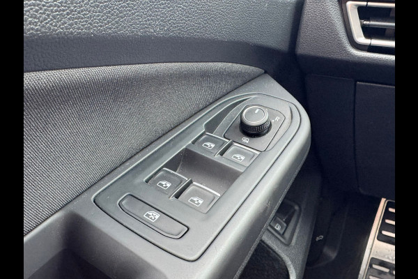 Volkswagen Golf GTE 245PK HYBRID SPORT TREKHAAK/CAMERA/IQ-LIGHT/PANORAMADAK