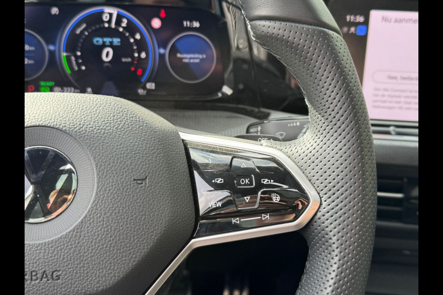 Volkswagen Golf GTE 245PK HYBRID SPORT TREKHAAK/CAMERA/IQ-LIGHT/PANORAMADAK