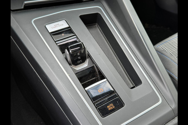 Volkswagen Golf GTE 245PK HYBRID SPORT TREKHAAK/CAMERA/IQ-LIGHT/PANORAMADAK