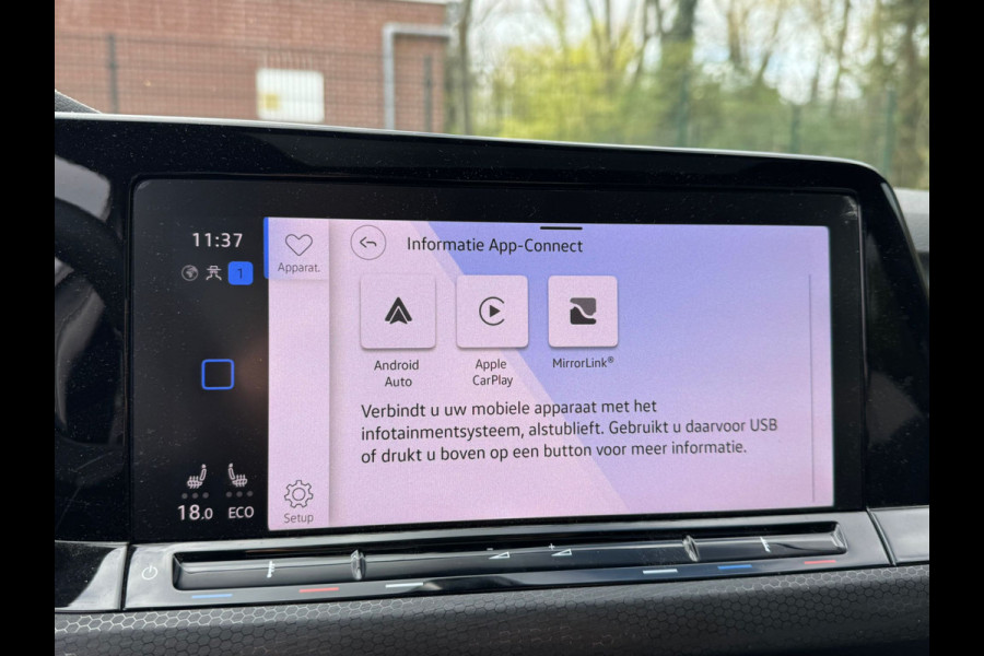 Volkswagen Golf GTE 245PK HYBRID SPORT TREKHAAK/CAMERA/IQ-LIGHT/PANORAMADAK