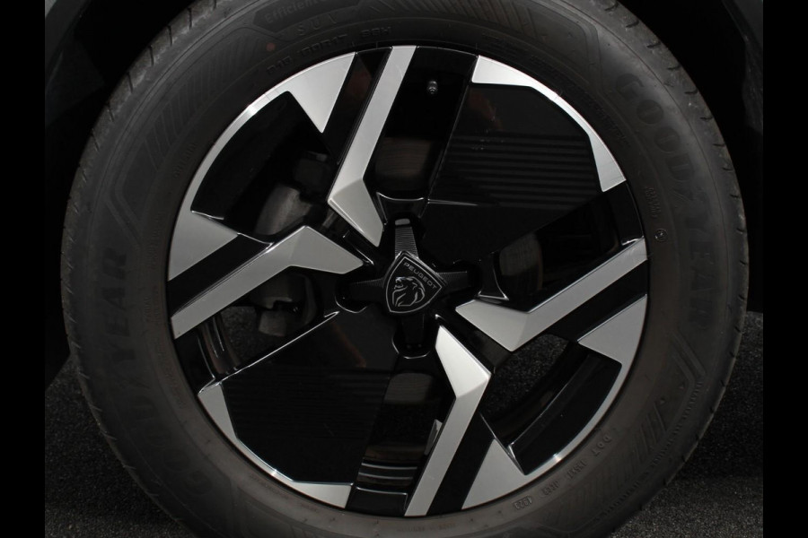 Peugeot 2008 1.2 PureTech 130pk Automaat Allure Navigatie Climate Control Camera 360 Dab Led Lichtmetalen Velgen Parkeer sensoren Cruise Control Adaptive Stoelverwarming