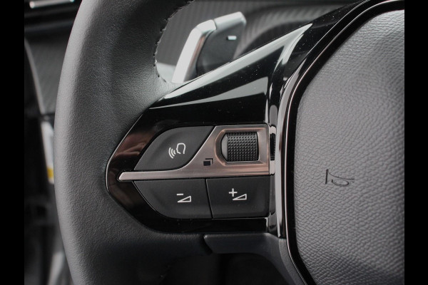 Peugeot 2008 1.2 PureTech 130pk Automaat Allure Navigatie Climate Control Camera 360 Dab Led Lichtmetalen Velgen Parkeer sensoren Cruise Control Adaptive Stoelverwarming