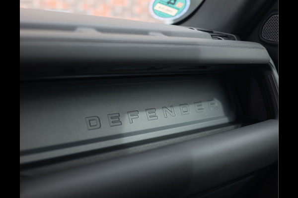Land Rover Defender P400e X | Pano - Trekhaak - Meridian
