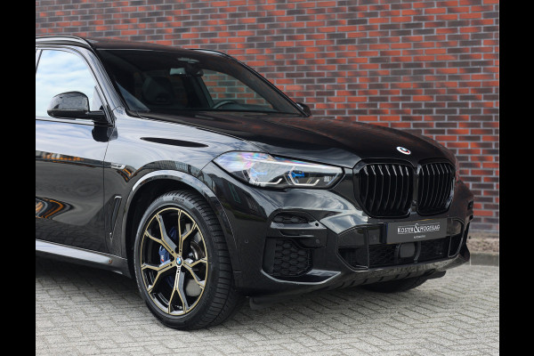 BMW X5 45e xDrive | SkyLounge - Trekhaak - B&W