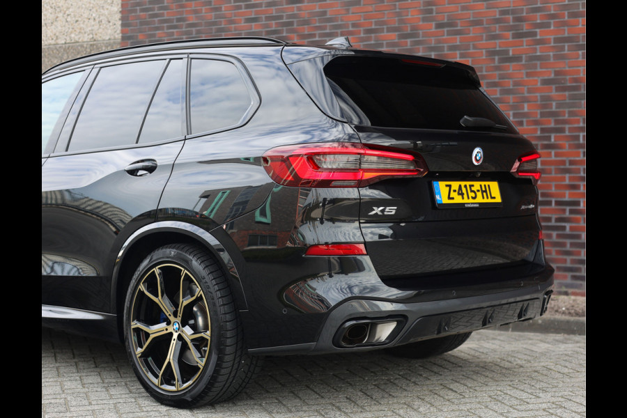 BMW X5 45e xDrive | SkyLounge - Trekhaak - B&W