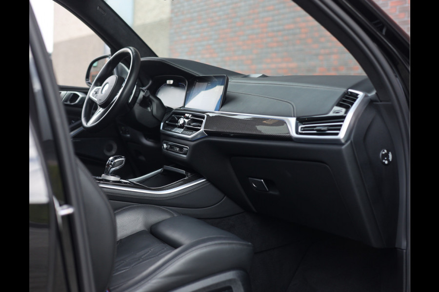 BMW X5 45e xDrive | SkyLounge - Trekhaak - B&W