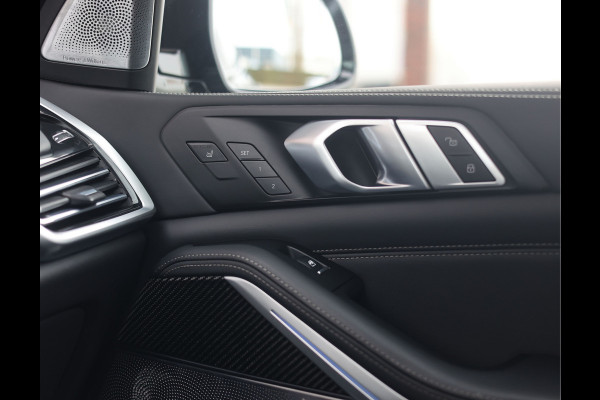 BMW X5 45e xDrive | SkyLounge - Trekhaak - B&W