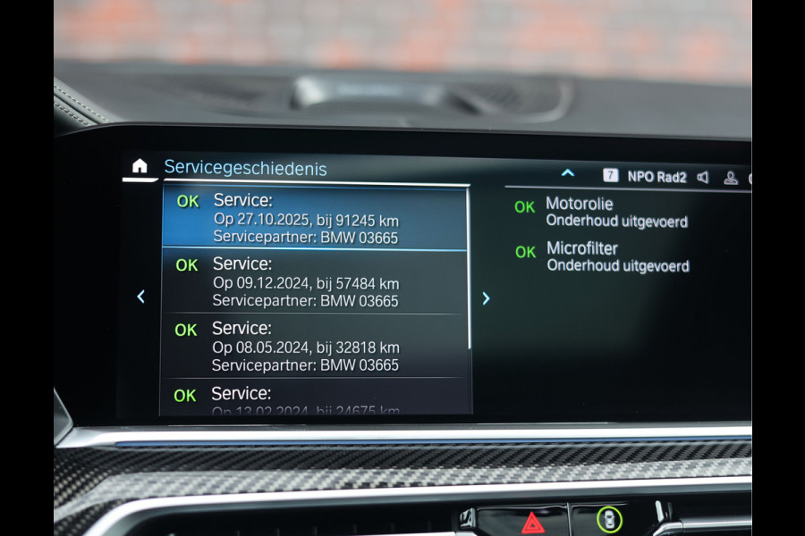 BMW X5 45e xDrive | SkyLounge - Trekhaak - B&W