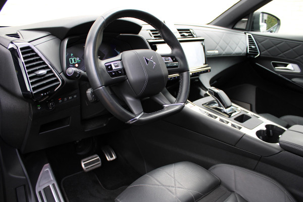 DS 7 Crossback E-Tense 4x4 300PK Rivoli | Full Options | Massage | Panoramadak | Trekhaak | Leder | Nachtzicht