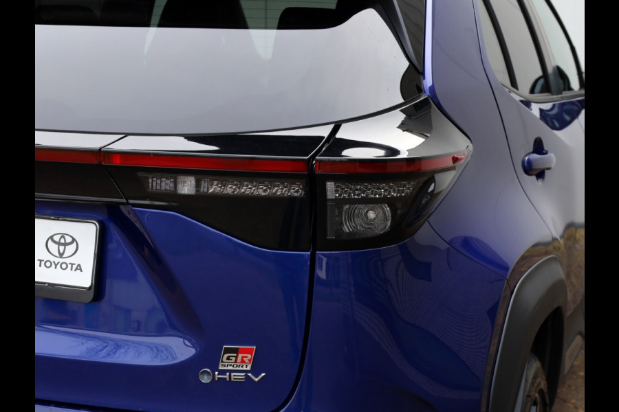 Toyota Yaris Cross 1.5 Hyb 130 GR SPORT | Head Up | Leder/Alcantara | Dodehoek
