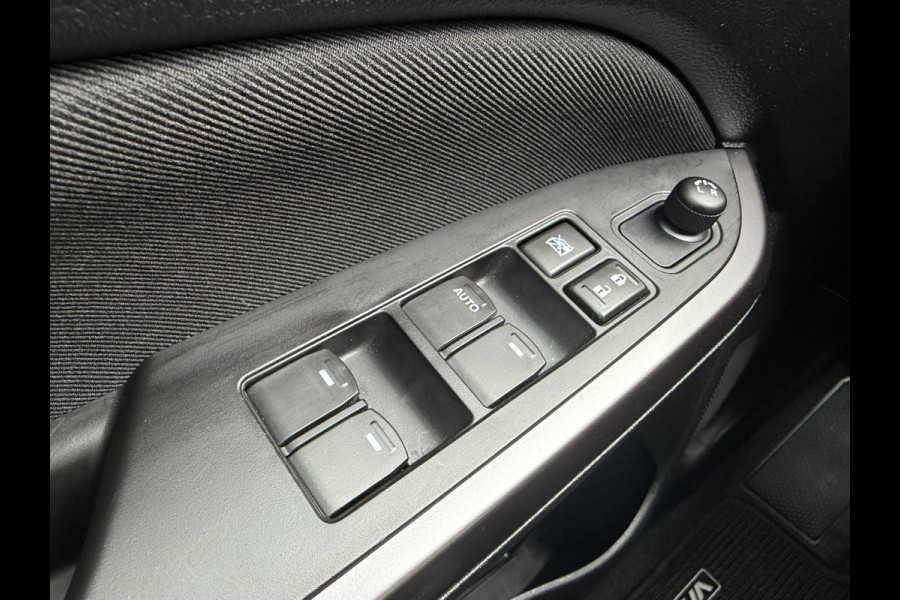 Suzuki Vitara 1.5 Hybrid Automaat Adapt Cruise Clima Stoelverwarming Camera + Sensoren Dab+ Carplay Full led