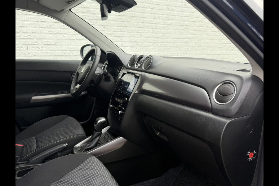 Suzuki Vitara 1.5 Hybrid Automaat Adapt Cruise Clima Stoelverwarming Camera + Sensoren Dab+ Carplay Full led
