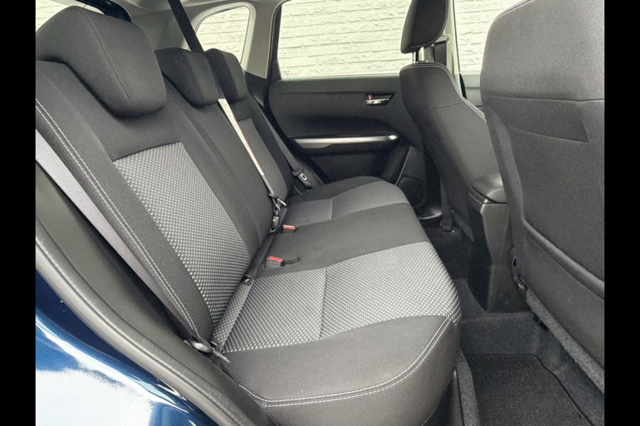 Suzuki Vitara 1.5 Hybrid Automaat Adapt Cruise Clima Stoelverwarming Camera + Sensoren Dab+ Carplay Full led