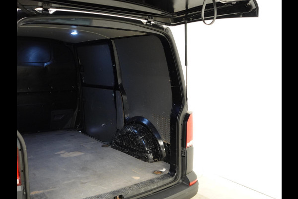 Volkswagen Transporter 110PK L1H1 Airco Cruise Control Trekhaak Camera Apple Carplay/Android Auto