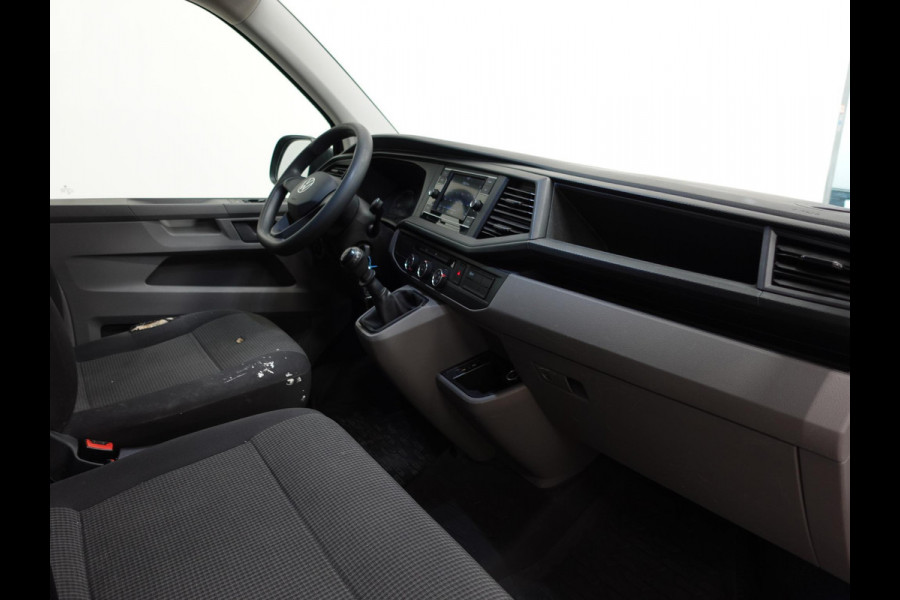 Volkswagen Transporter 110PK L1H1 Airco Cruise Control Trekhaak Camera Apple Carplay/Android Auto